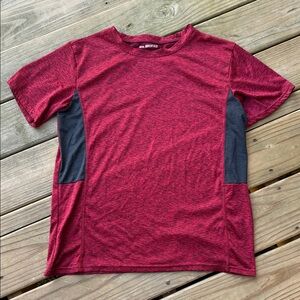 Real Essentials Large Red Black Crewneck Short Sleeve T-Shirt Activewear